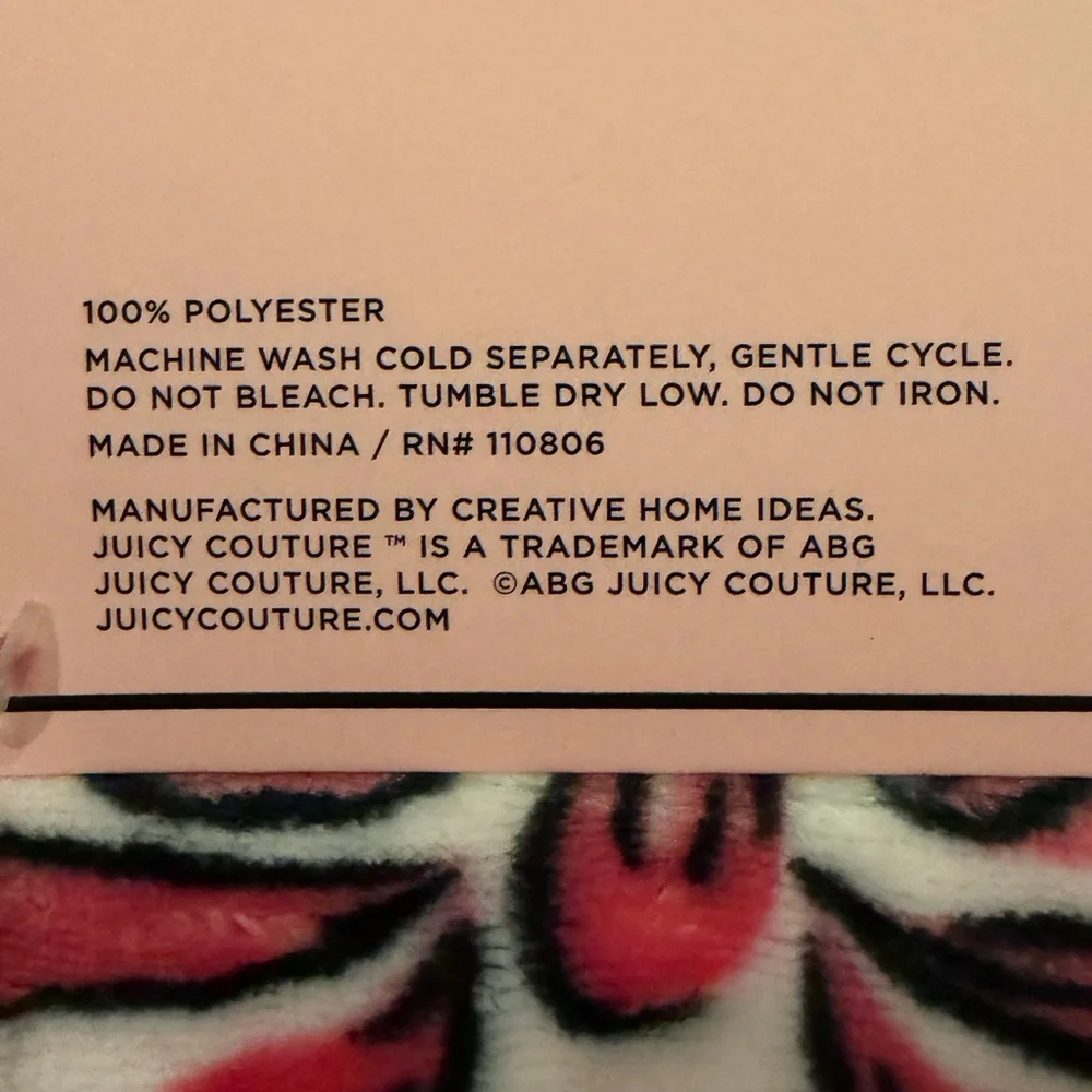 NWT Juicy Couture Pink Cherries & Ribbons Oversized Plush Throw Blanket 60
